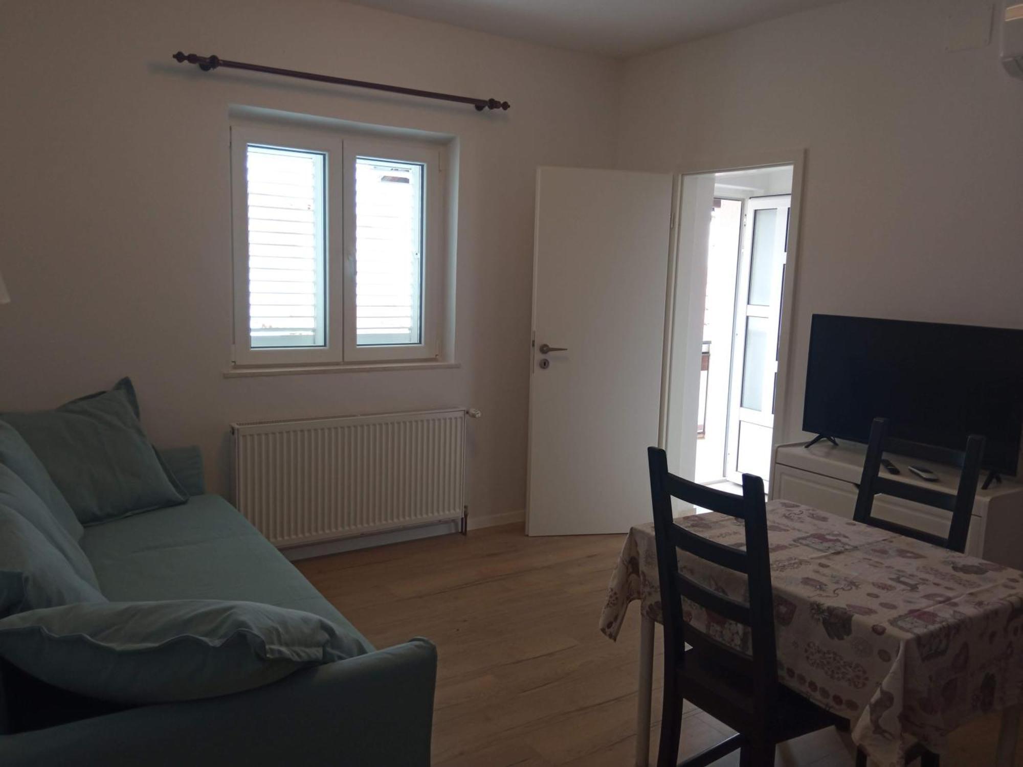 Vinka Apartment Sreser Luaran gambar