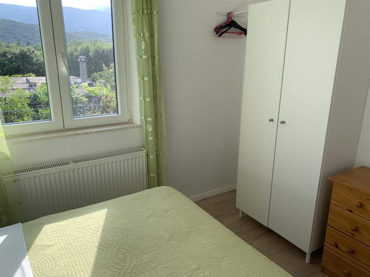 Vinka Apartment Sreser Luaran gambar
